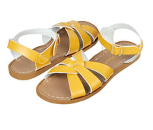 Load image into Gallery viewer, Saltwater Sandals: Original