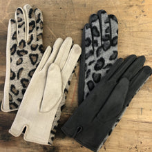 Load image into Gallery viewer, Gloves: Snow Leopard