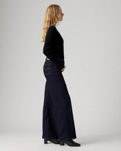 Load image into Gallery viewer, LEVI'S: 318 Shaping Wide Leg
