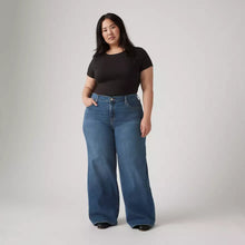 Load image into Gallery viewer, PLUS-SIZE LEVI'S: 318 Shaping Wide-Leg
