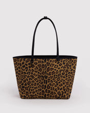 Load image into Gallery viewer, Baggu Large Nylon Reversible Tote
