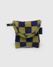 Load image into Gallery viewer, Baggu Puffy Earbuds Case
