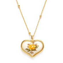 Load image into Gallery viewer, Vintage Cameo Necklaces
