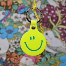 Load image into Gallery viewer, Smiley Keychain
