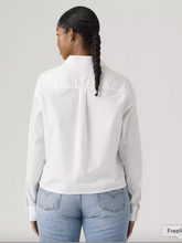 Load image into Gallery viewer, Cropped Harlie Shirt - White
