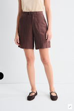 Load image into Gallery viewer, Dune Linen Bermuda Short
