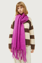 Load image into Gallery viewer, The Big Cozy Scarf
