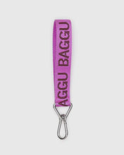 Load image into Gallery viewer, Baggu: Keychain
