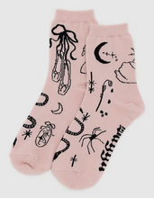 Load image into Gallery viewer, Baggu Crew Socks
